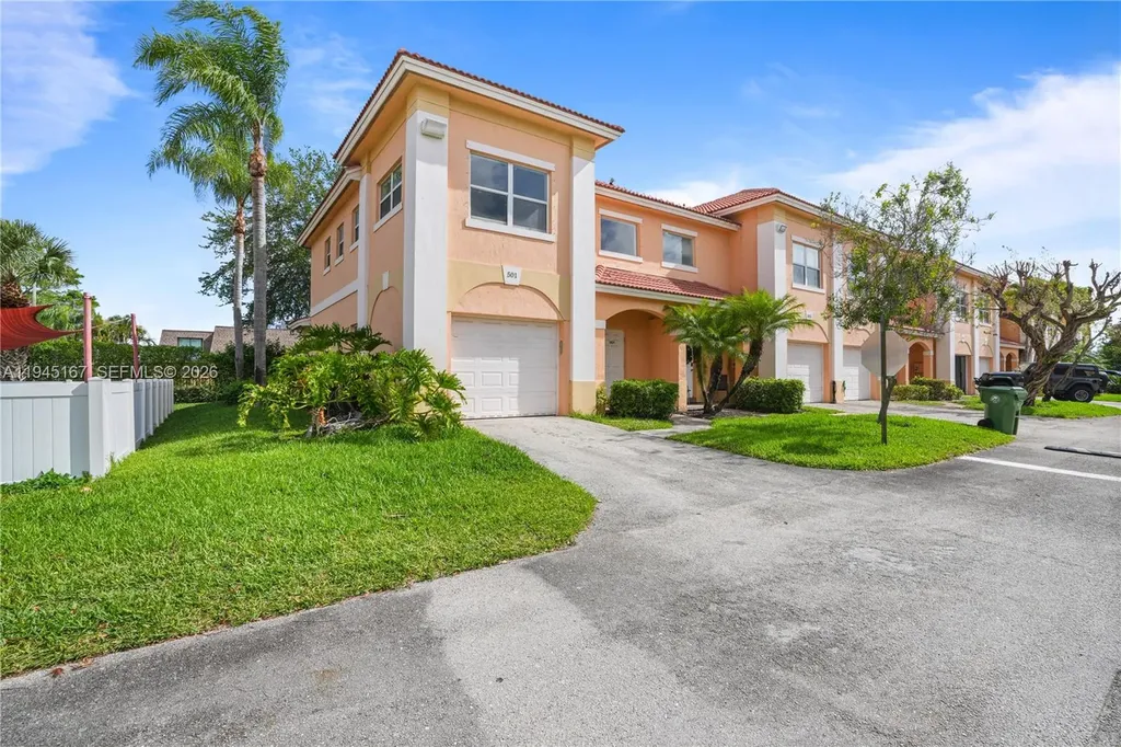 501 Talia Circle Palm Springs FL 33461