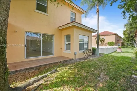 501 Talia Circle Palm Springs FL 33461