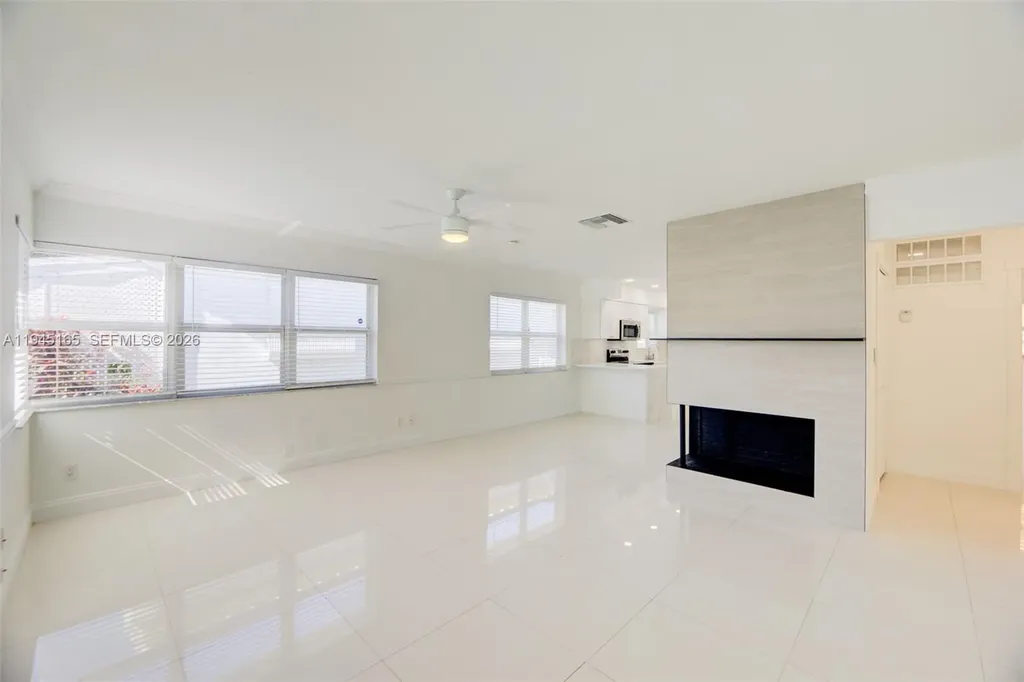 1627 Moffett Street Hollywood FL 33020