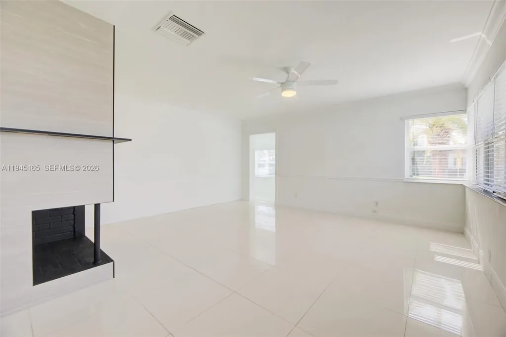 1627 Moffett Street Hollywood FL 33020