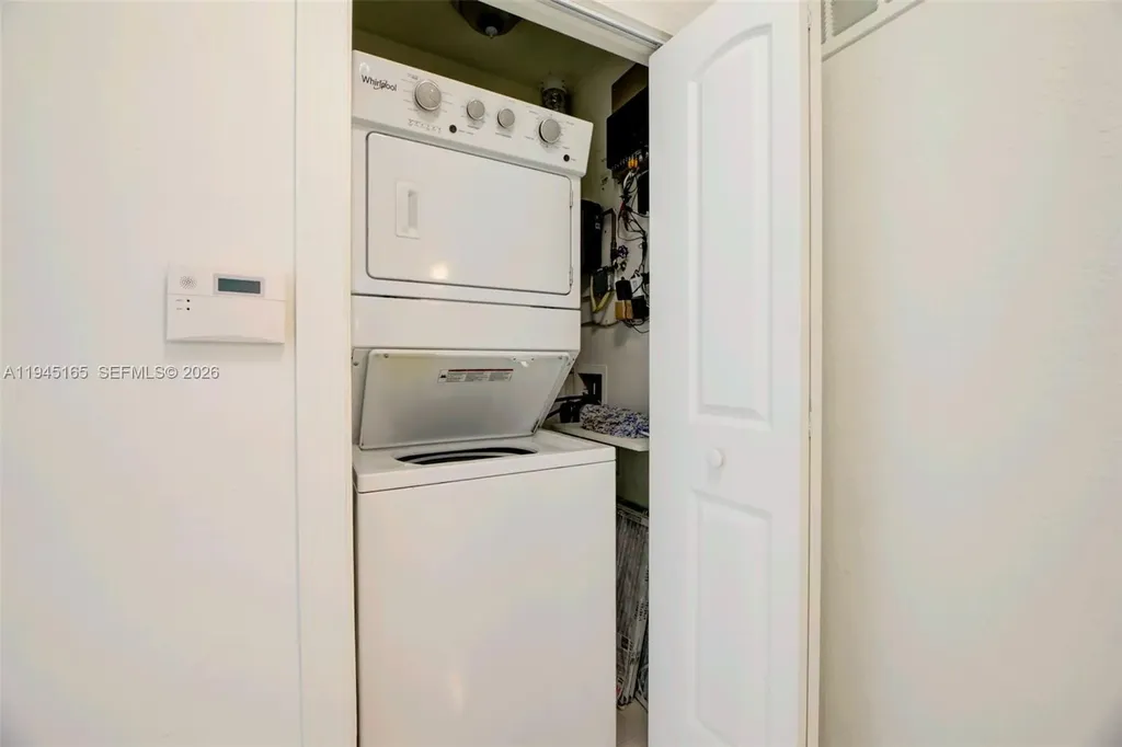 1627 Moffett Street Hollywood FL 33020