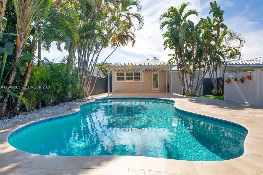 1627 Moffett Street Hollywood FL 33020