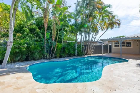 1627 Moffett Street Hollywood FL 33020