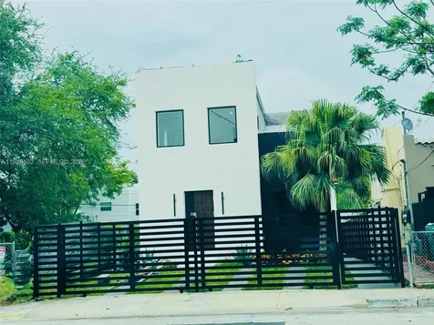 905 SW 13th Court Miami FL 33135