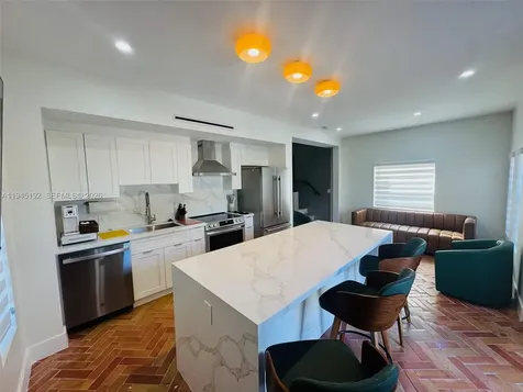 905 SW 13th Court Miami FL 33135