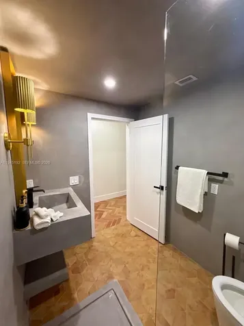 905 SW 13th Court Miami FL 33135