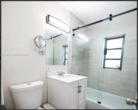 3135 NW 18th Street Miami FL 33125