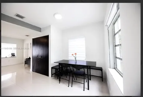 3135 NW 18th Street Miami FL 33125