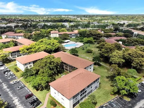 400 SW 134th Way Pembroke Pines FL 33027