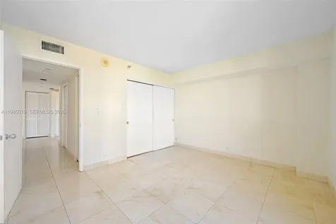 19101 NE 36th Court Aventura FL 33180
