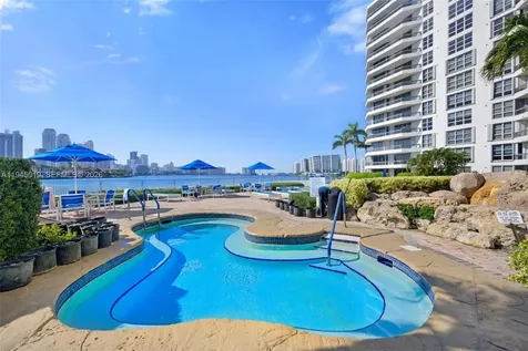 19101 NE 36th Court Aventura FL 33180