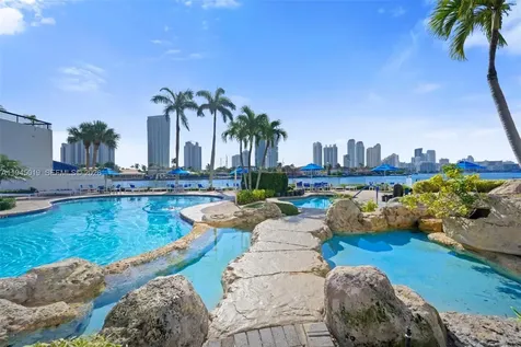 19101 NE 36th Court Aventura FL 33180