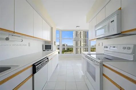 19101 NE 36th Court Aventura FL 33180