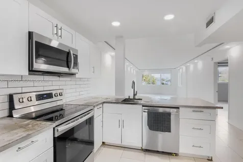441 NE 195th Street Miami FL 33179