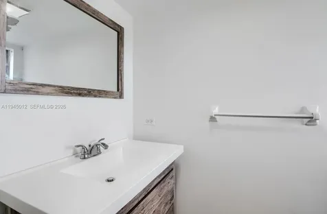 441 NE 195th Street Miami FL 33179