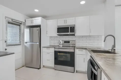 441 NE 195th Street Miami FL 33179