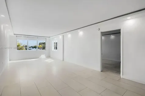 441 NE 195th Street Miami FL 33179