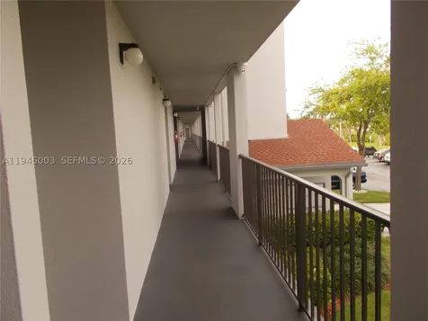 1400 SW 124th Terrace Pembroke Pines FL 33027