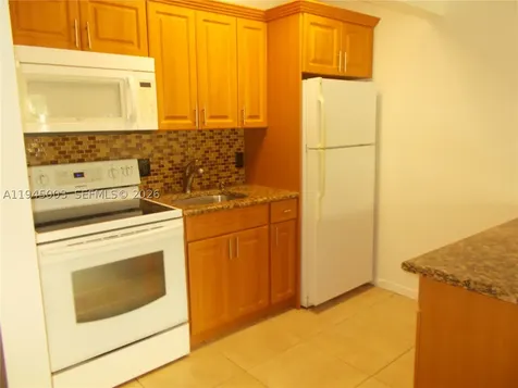 1400 SW 124th Terrace Pembroke Pines FL 33027