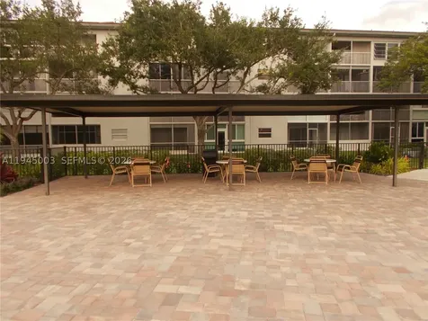 1400 SW 124th Terrace Pembroke Pines FL 33027
