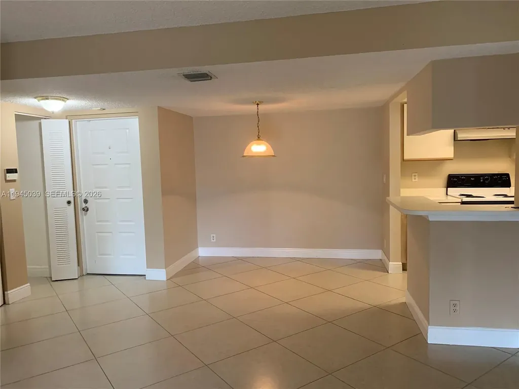 9977 Westview Drive Coral Springs FL 33076