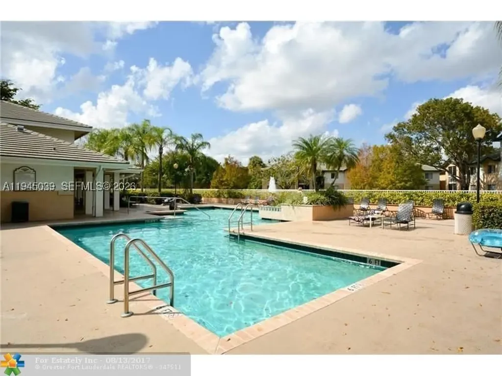 9977 Westview Drive Coral Springs FL 33076