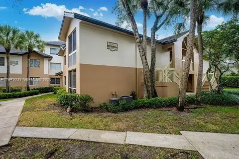 9977 Westview Drive Coral Springs FL 33076