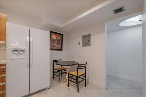 2401 S Ocean Drive Hollywood FL 33019