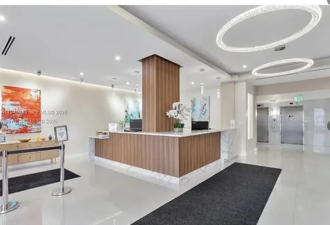 2401 S Ocean Drive Hollywood FL 33019