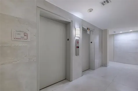 2401 S Ocean Drive Hollywood FL 33019
