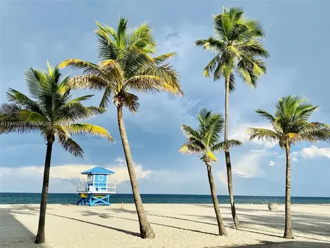 2401 S Ocean Drive Hollywood FL 33019