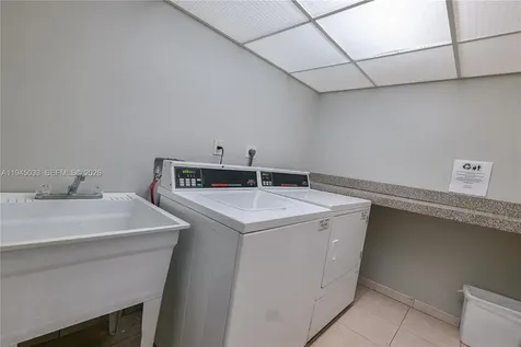 2401 S Ocean Drive Hollywood FL 33019