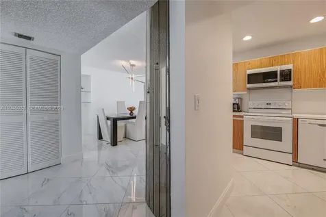 2401 S Ocean Drive Hollywood FL 33019