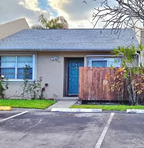 842 Banks Road Coconut Creek FL 33063