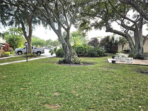 842 Banks Road Coconut Creek FL 33063