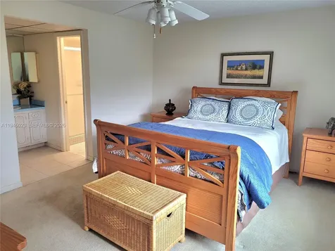 9861 Sunrise Lakes Boulevard Sunrise FL 33322