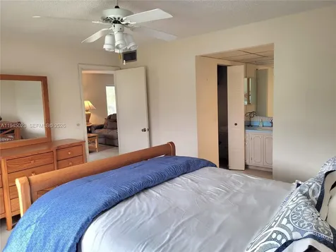 9861 Sunrise Lakes Boulevard Sunrise FL 33322
