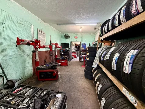 4190 E 4th Avenue Hialeah FL 33013