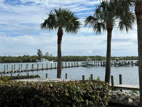 6142 SE Landing Way Stuart FL 34997