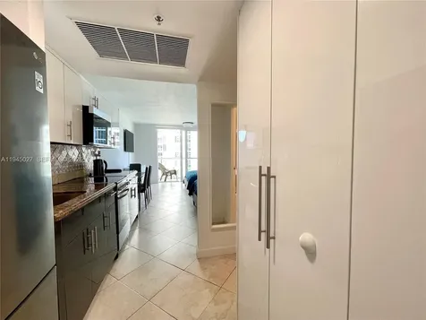 19201 Collins Avenue Sunny Isles Beach FL 33160