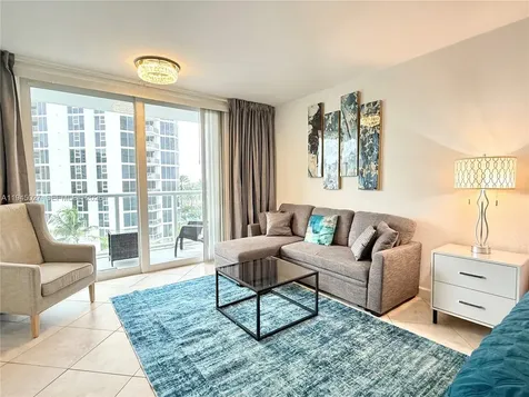 19201 Collins Avenue Sunny Isles Beach FL 33160