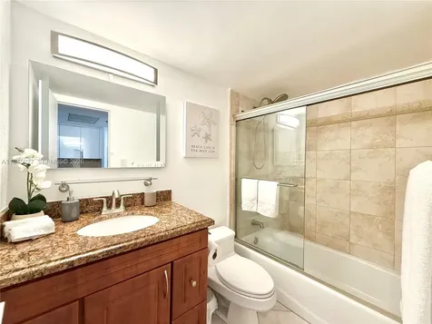 19201 Collins Avenue Sunny Isles Beach FL 33160