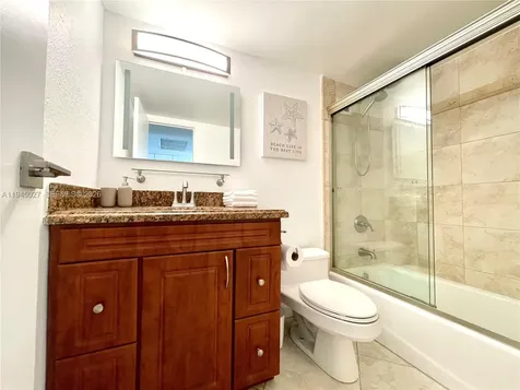 19201 Collins Avenue Sunny Isles Beach FL 33160