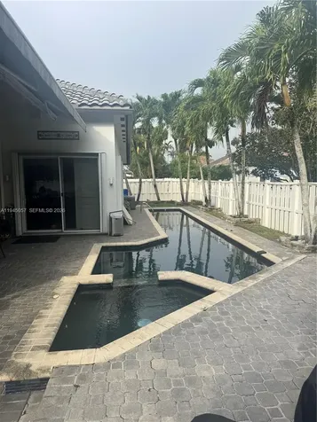 13707 NW 21st Street Pembroke Pines FL 33028