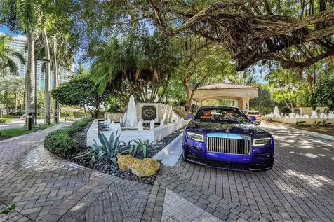 1000 Island Boulevard Aventura FL 33160