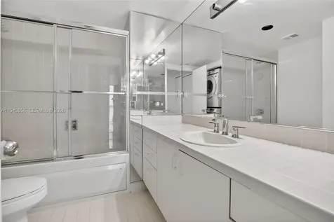 1000 Island Boulevard Aventura FL 33160
