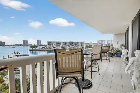 1000 Island Boulevard Aventura FL 33160