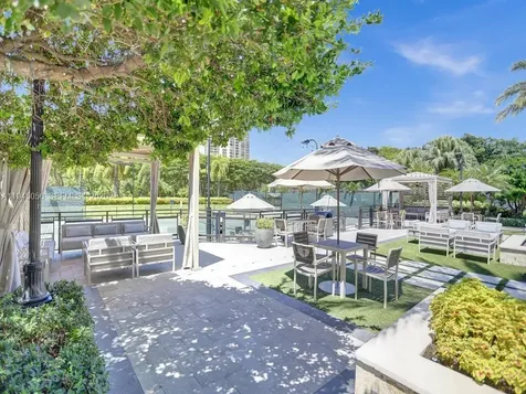 1000 Island Boulevard Aventura FL 33160