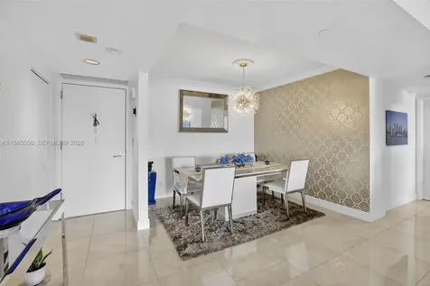 1000 Island Boulevard Aventura FL 33160