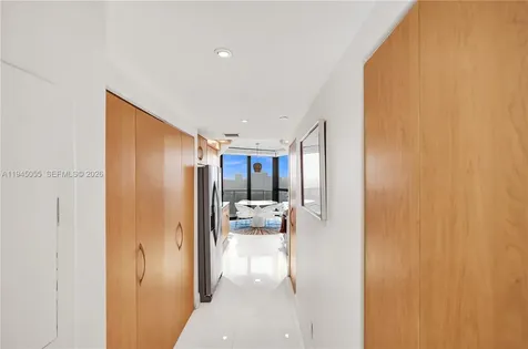 20281 E Country Club Drive Aventura FL 33180